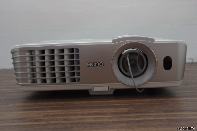 「開箱」BenQ W1070短焦3D Full HD藍光家庭劇院投影機之我終於買到了