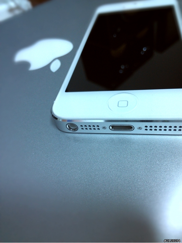 中華預購-領雙機!!! iphone5黑64G & 白32G