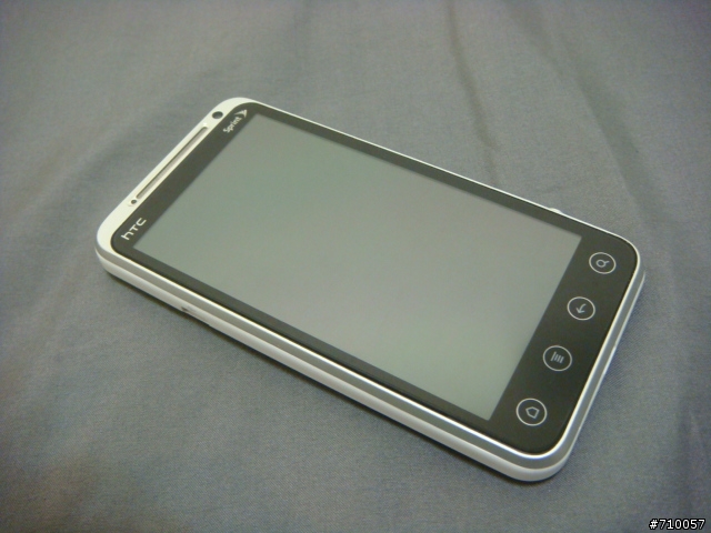 [開箱] HTC EVO 3D 美版 CDMA(Sprint) 純白體驗