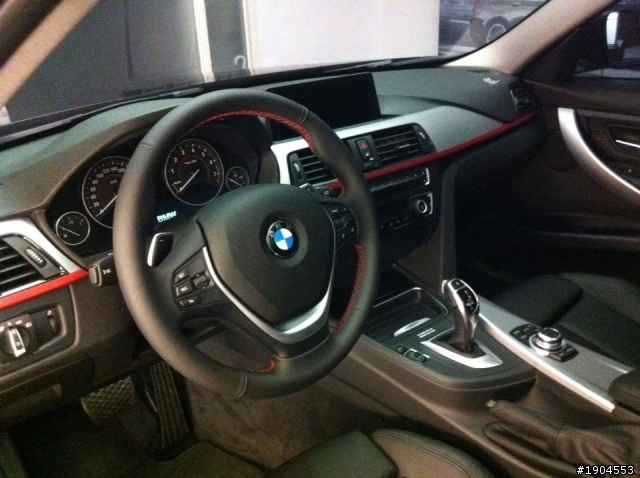 BMW F31  328i   開箱