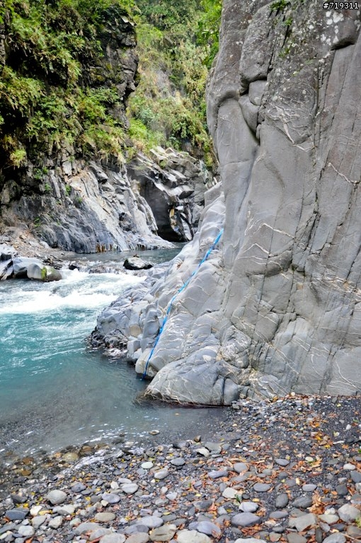【遊記】101.12.15-16 台東祕境之湯~栗松溫泉.......圖爆多!!小心服用!!