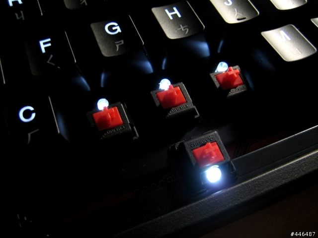 Ducky Shine 2 紅軸+灰,紫色鍵帽小開箱