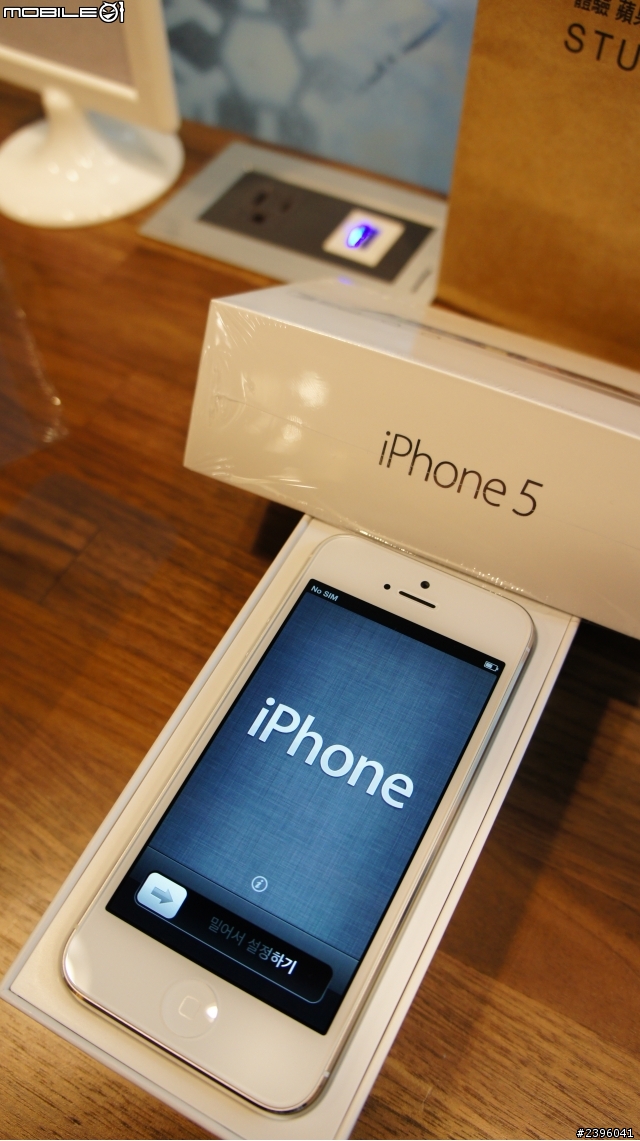 iphone5 白色 台灣版 開箱~ 全台第一篇！