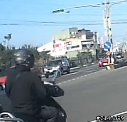 有請神人!!這是什麼車?