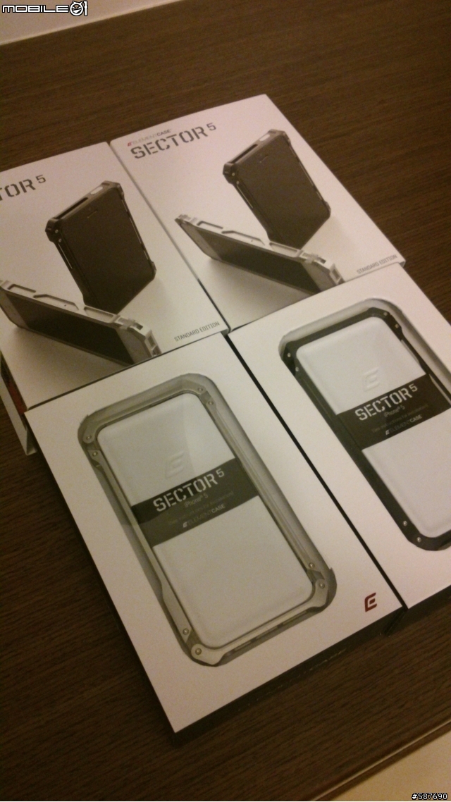 Sector 5 for Iphone5銀黑兩款簡易分享（已增加黑殼配黑iPHONE圖）