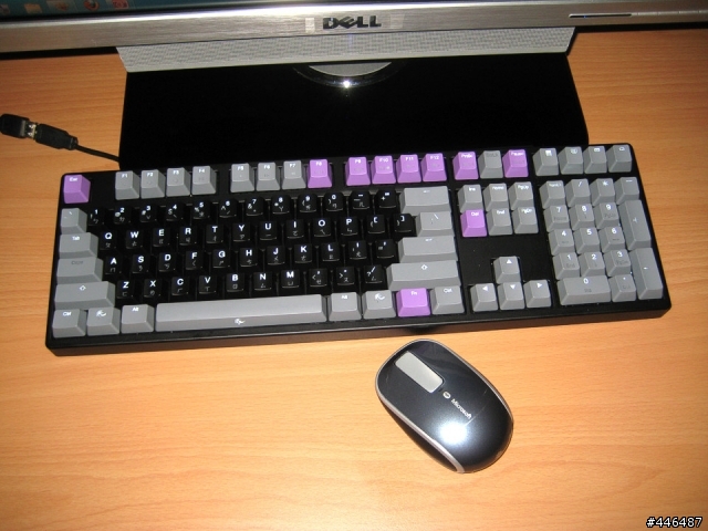 Ducky Shine 2 紅軸+灰,紫色鍵帽小開箱
