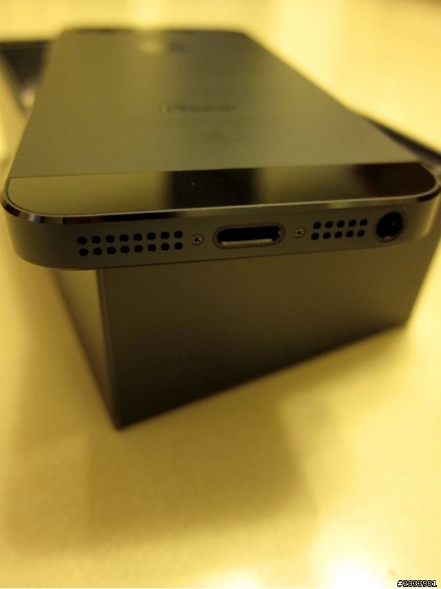 等到花兒也謝了～ iPhone5開箱