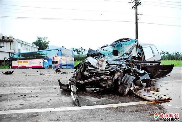 花蓮縣瑞北國小校長車禍車子是什麼牌的?