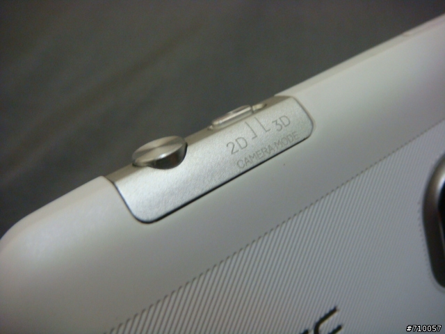 [開箱] HTC EVO 3D 美版 CDMA(Sprint) 純白體驗