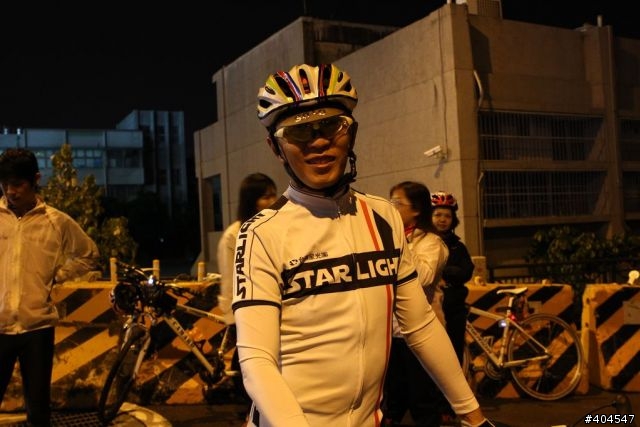 [分享]20121211夜騎新臨安橋