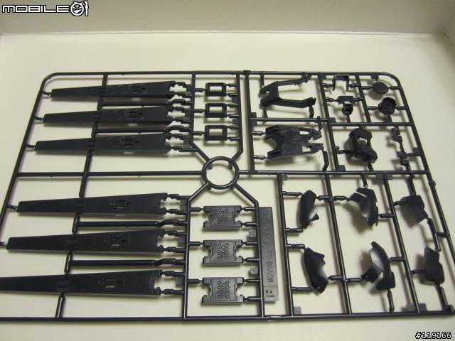 Ka版的MG RX-93 Nu Gundam及感應砲壙充套件之開箱