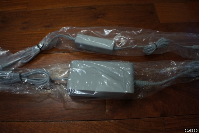 [Wii U] 日版Wii U PREMIUM SET 32G (WUP-S-KAFC) 簡易開箱