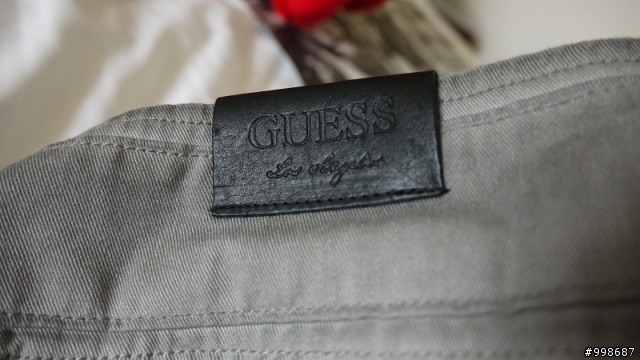 ...GUESS Military Jacket 聖誕節...開箱...
