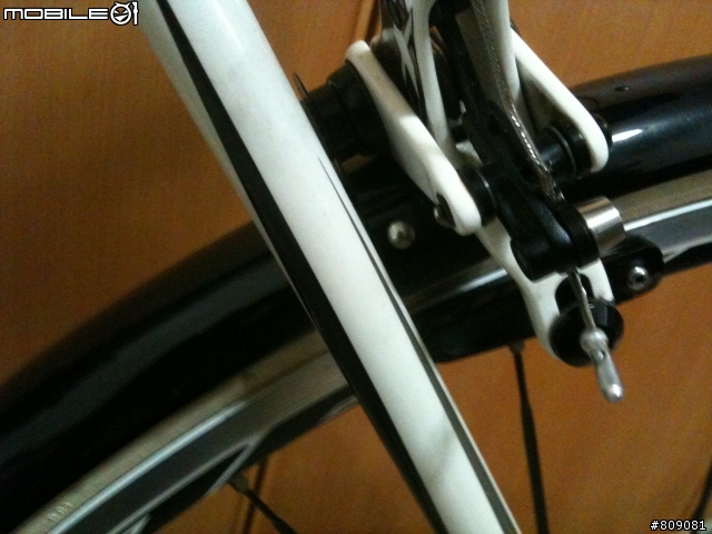 [分享] Bontrager公路車快拆式全包覆式土除簡單開箱