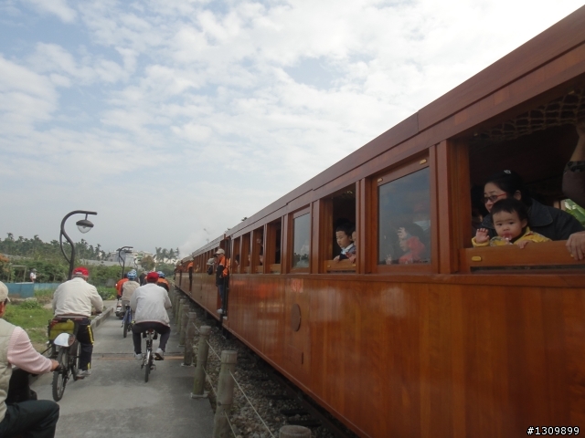 追火車，阿里山森林鐵路通車一百周年慶生活動