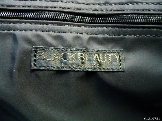 簡單分享HEADPORTER BLACK BEAUTY SHOULDER BAG
