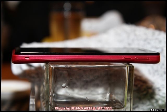 【SONY Xperia V LT25i】影音再進化！美型防水S4雙核體驗