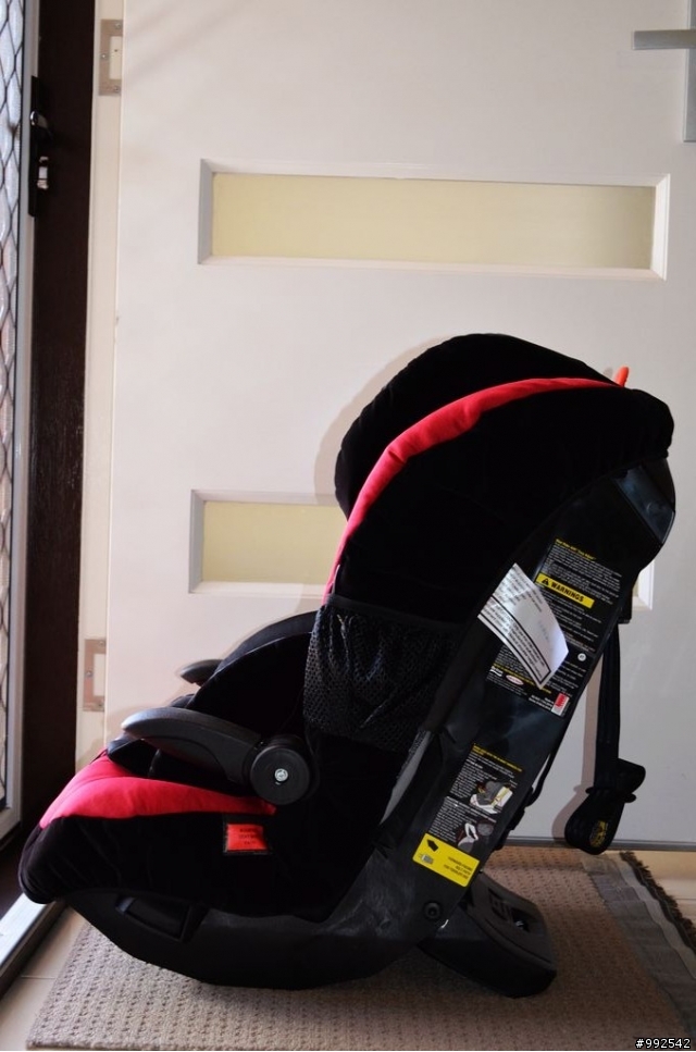 (興奮分享)我兒子的第2個汽車安全座椅 - Safe n Sound (Britax) Maxi Rider AHR Easy Adjust