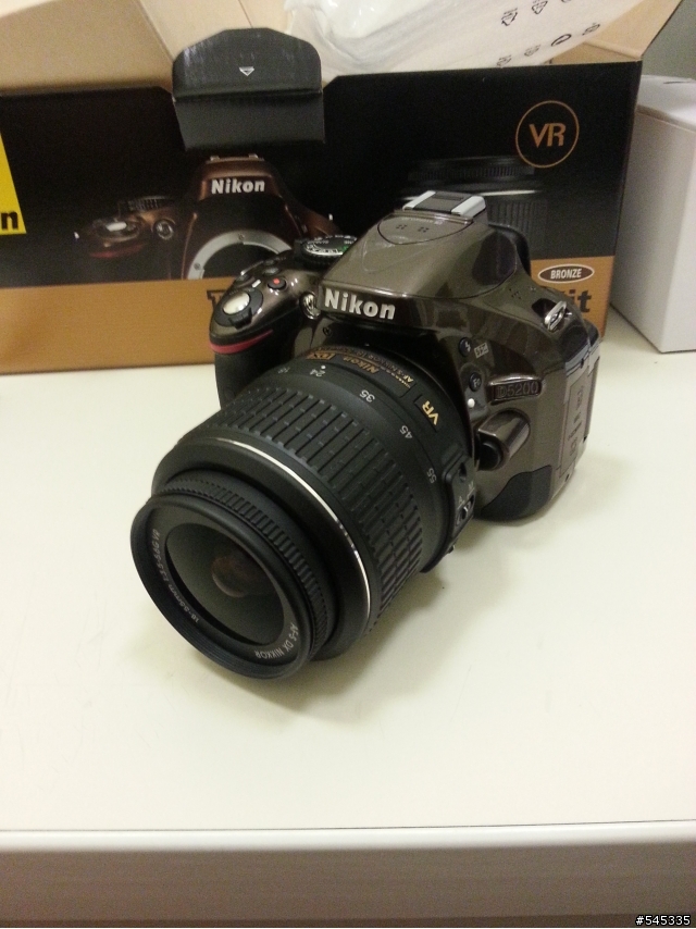 【聖誕禮物】NIKON~~青銅D5200開箱