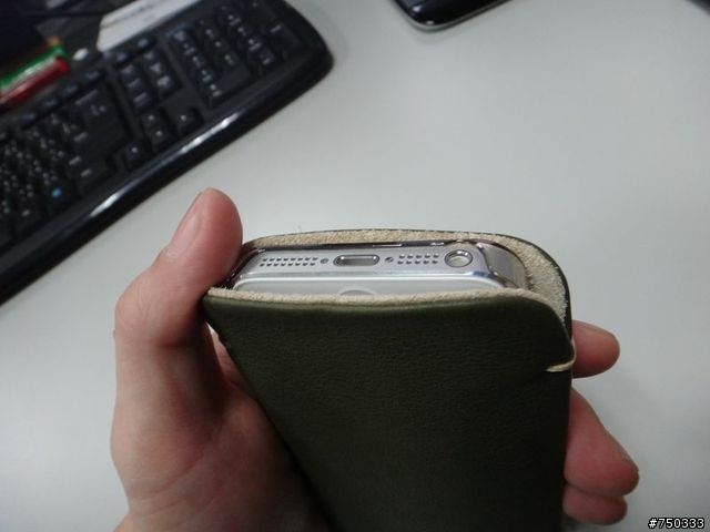 我的三代iPhone之旅與i5小傷與超值的i5透明背蓋推薦!![圖多]