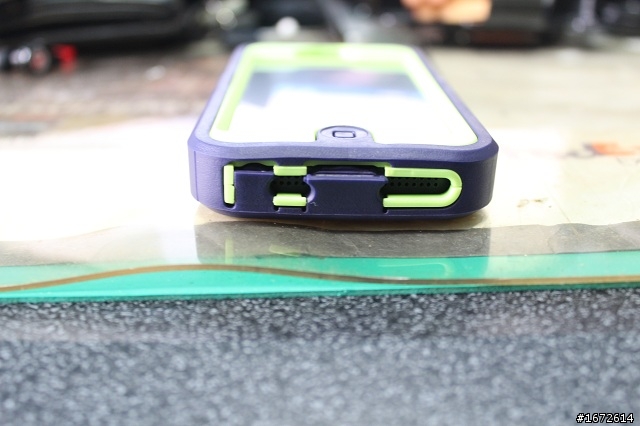 [開箱] OtterBox Defender Series Cases for I5