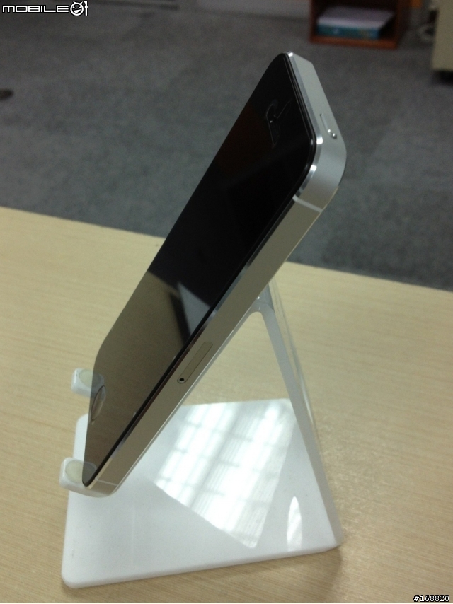 「分享」不一樣的iPhone5，繼上次拋光被毒舌後，跨年特殊版