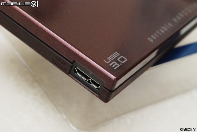 [開箱] I-O DATA 超高速系列 1TB USB3.0 2.5吋行動硬碟-復古紅