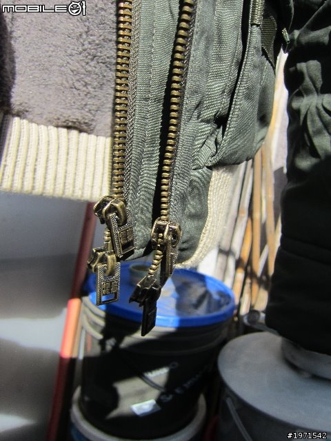 "簡易開箱" Superdry Alpine Bomber {附實穿}