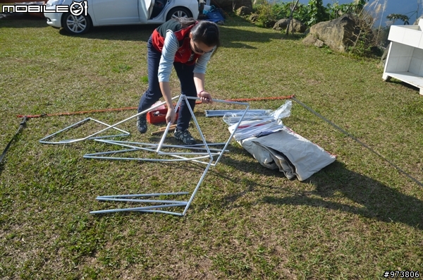 [裝備分享] Coleman氣候達人隧道式網屋  Coleman Tunnel screen Tarp