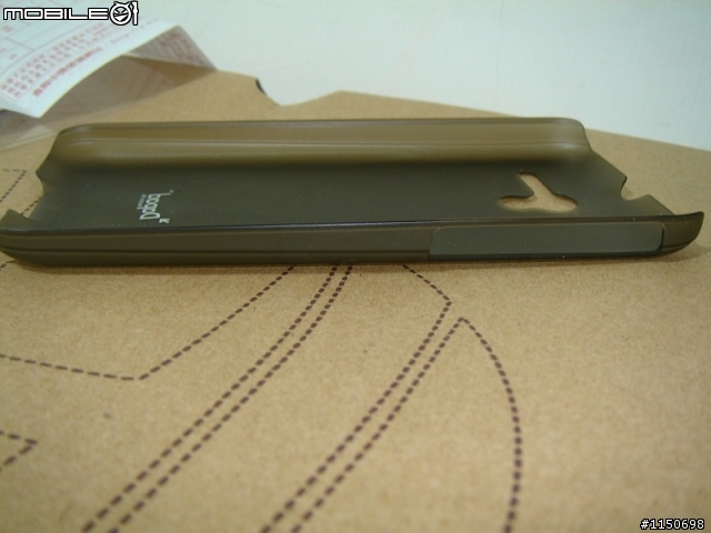 PadFone 超薄磨沙硬殼分享，真的又輕又薄...