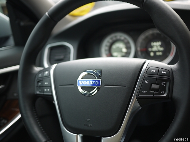 [再開一箱]VOLVO S60 旗艦版 T4 小銀號報到