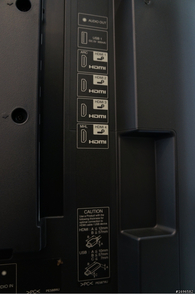 SHARP 90吋3D大電視簡易開箱~SHARP LC-90LE745U~
