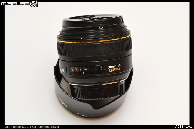  死馬的30 F1.4 HSM