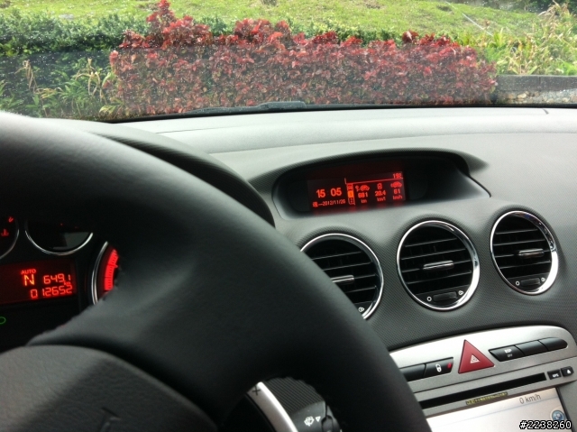Peugeot 308 1.6e-hdi 用不到一桶油環島~~~