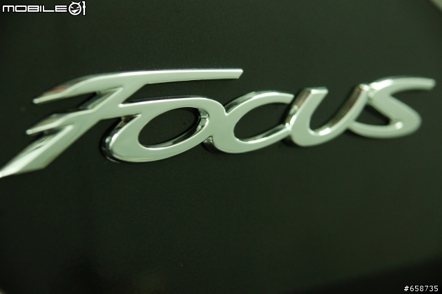 開箱文-Focus MK3 1.6 4D 鐵灰色