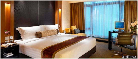 [分享]火燒屁股香港行前心情文 + 旅行好物推薦  低頭族新歡 雲享機(大心)