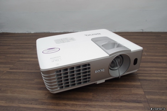 「開箱」BenQ W1070短焦3D Full HD藍光家庭劇院投影機之我終於買到了