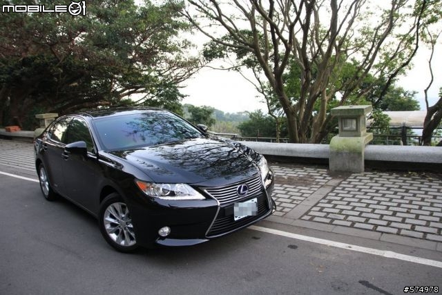 [開箱] LEXUS ES300h 豪華版 星耀黑 圖多慎入