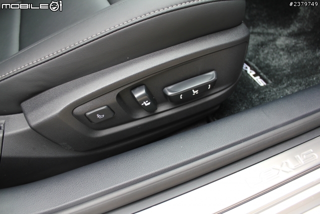 [開箱]LEXUS ES300H 豪華版 (有外加PIONEER影音主機)