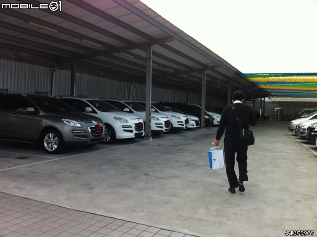 我的白大帥交車了^^