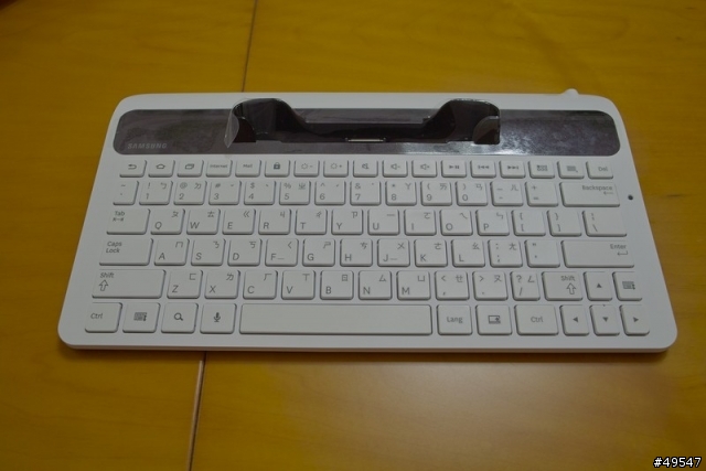 有開總比沒開好之Samsung Galaxy Tab 7.7專用原廠鍵盤