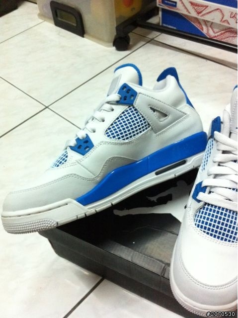 AJ4 北卡藍 GS 開箱
