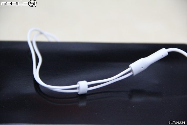 [開箱] Nuforce NE-770X 入門輕鬆好音樂~  ♪~d(｡◕‿◕｡)b~ ♪