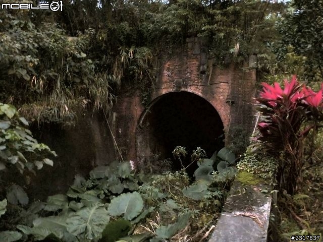 基隆河濱古蹟巡禮