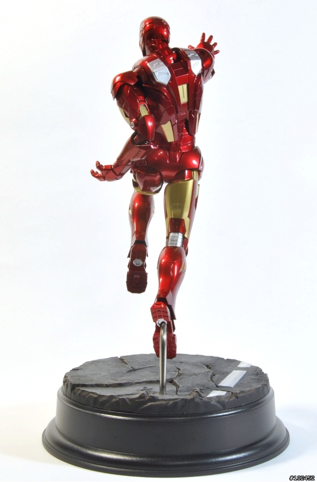 分享！鋼鐵人馬克七雕像～