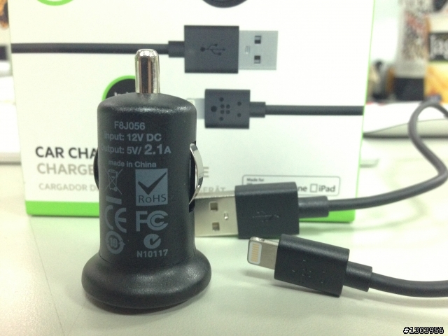 [開箱文] Belkin iPhone5 手機座 + Apple認證Lightning傳輸線