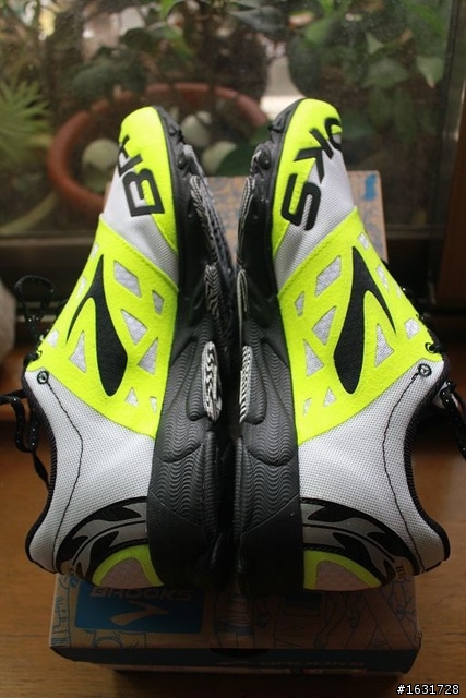 BROOKS T7 長距離征戰及間歇跑測試 [測試里程 221 KM]