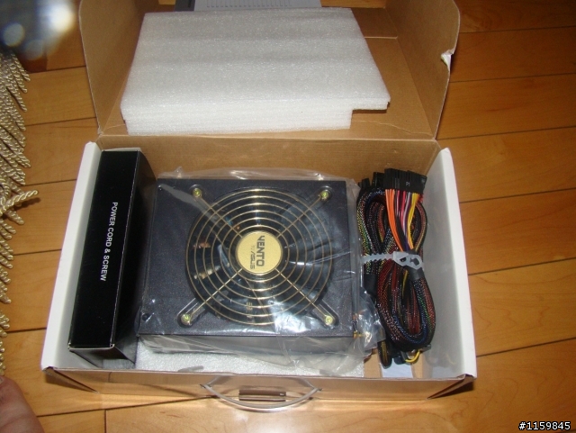 (圖多)酷媽巨型平躺機殼HAF-XB+Z77 MPOWER+I5 3570K 開箱(老電腦升級)
