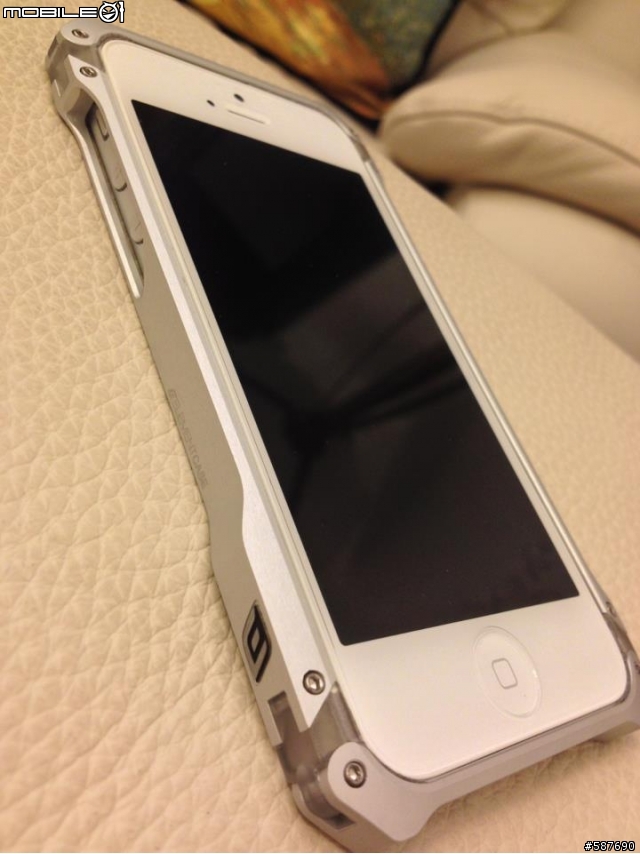 Sector 5 for Iphone5銀黑兩款簡易分享（已增加黑殼配黑iPHONE圖）
