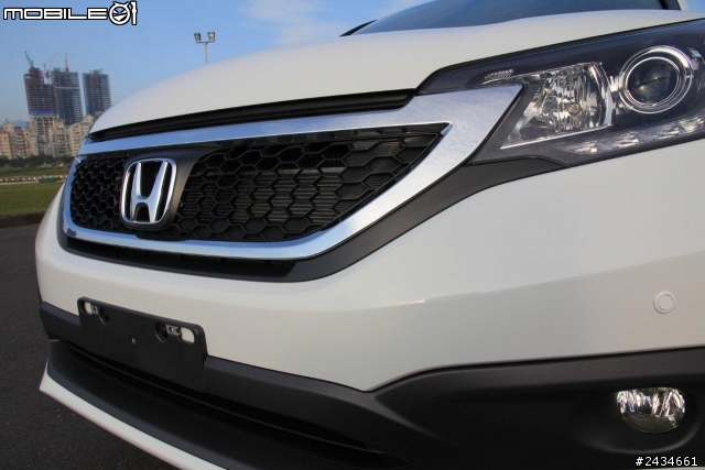 CR-V 2.4S 4WD + Modulo空力套件， 分享。